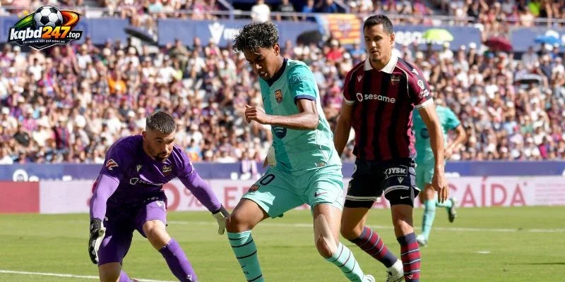 Yamal Tiếp Tục Bùng Nổ Với Cú Đúp Thứ Ba Liên Tiếp Tại La Liga 3 Barcelona bứt phá mạnh mẽ với chuỗi trận thăng hoa