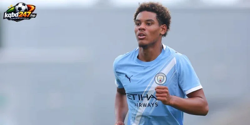 Tài Năng Trẻ Man City Ghi Dấu Ấn Bằng Cú Đúp Ngay Trận Ra Mắt 2 floyd-samba-toa-sang-tai-etihad-voi-cu-dup-an-tuong